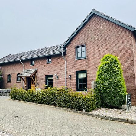 Attractive Farmhouse In South Limburg With Terrace Vila Klimmen Exterior foto