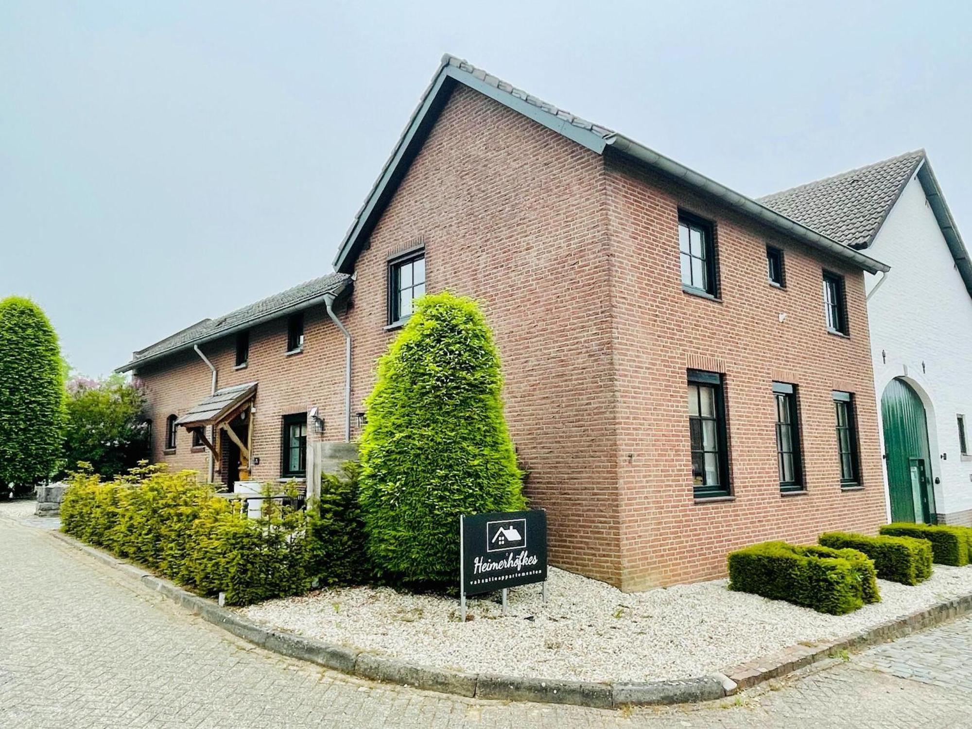 Attractive Farmhouse In South Limburg With Terrace Vila Klimmen Exterior foto